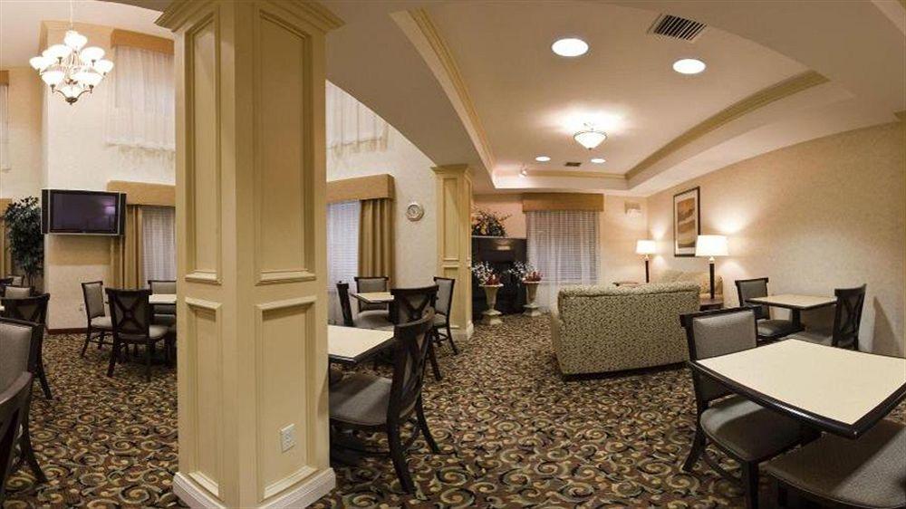 Holiday Inn Express Hotel & Suites Muskogee, An Ihg Hotel מראה חיצוני תמונה